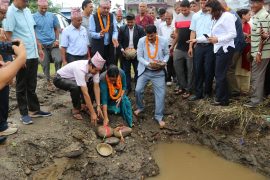 महानगर प्रमुख दाहालद्वारा वडा कार्यालय भवनको शिलान्यास