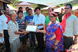 दाहाखानीको नयाँ गाउँ सुरक्षीत खानेपानीयुक्त र पूर्ण सरसफाई उन्मुख गाउँ घोषणा
