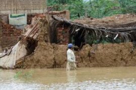 पाकिस्तानमा राष्ट्रिय संकट घोषणा