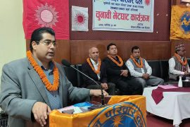 एमाले र केपी ओलीको हाराहारीमा अर्को दल र नेता छैनन् : एकनाथ ढकाल