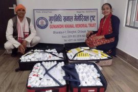 देवघाट सु–स्वास्थ्य केन्द्रलाई अमेरिकाबाट १५ लाख रुपियाँ बराबरको औषधी सहयोग