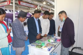 प्रदर्शनीमा छिमेकी जिल्लाहरुबाट अवलोकनको लागि आउनेको संख्या बढ्दो