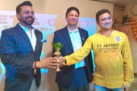 ‘तामा-तुलसी’ छोएर एनआरएनएको चुनावमा मत दिने प्रतिवद्द्ता