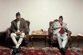 प्रधानमन्त्री दाहाल र कांग्रेस सभापति देउवाबीच छलफल
