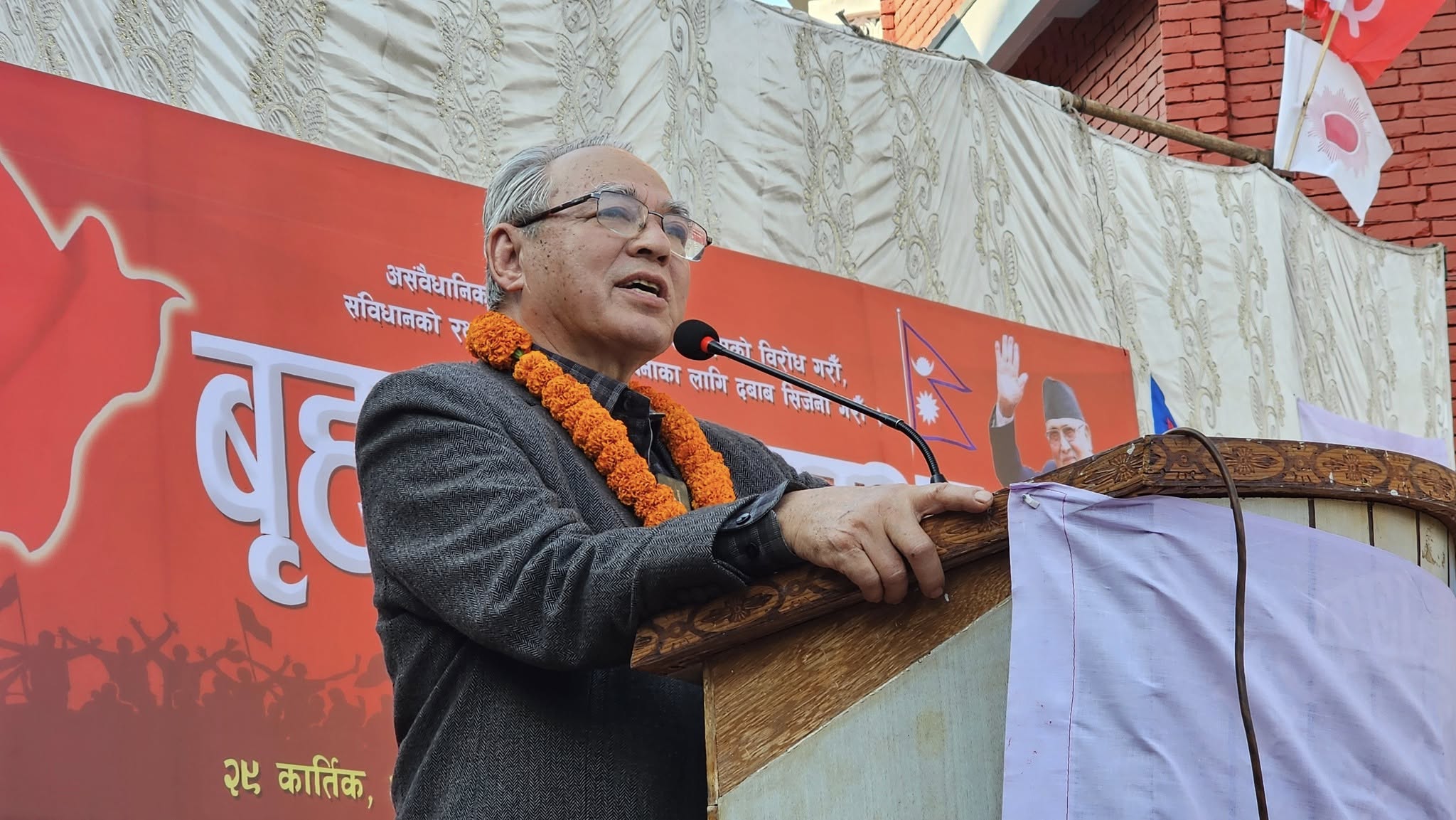 प्रतिनिधिसभा पुनस्थापना गरेर जनताको सार्वभौम संसदबाट बन्ने सरकारबाट मात्रै निर्वाचन गराउनुपर्छः बादल